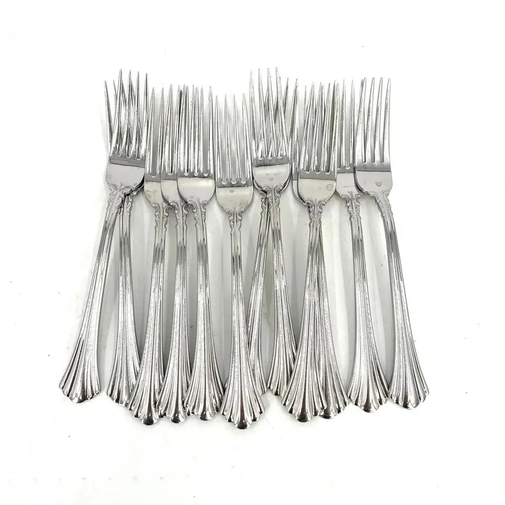 Reed & Barton Japan 18/8 stainless Steel 1800 flatware set
